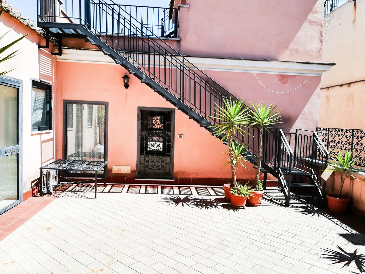 Navona Penthouse Accommodation Rome Exterior photo